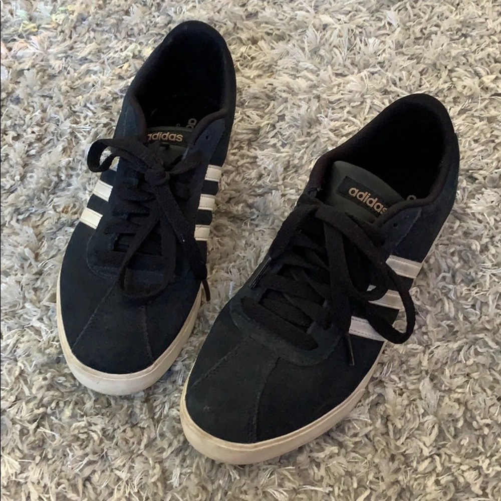 Adidas Sneakers